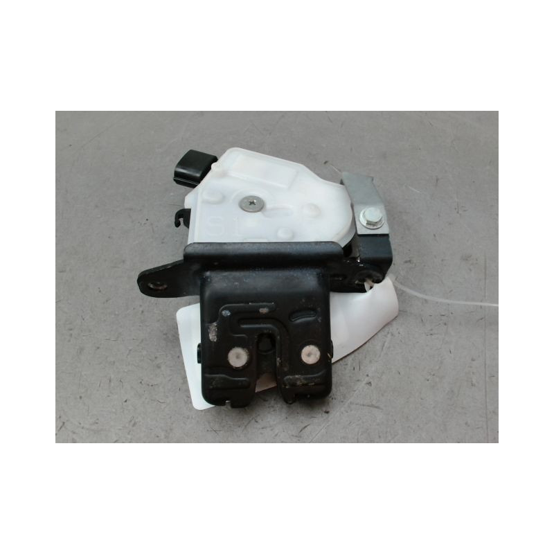 SERRURE HAYON  TOYOTA PRIUS 2004-