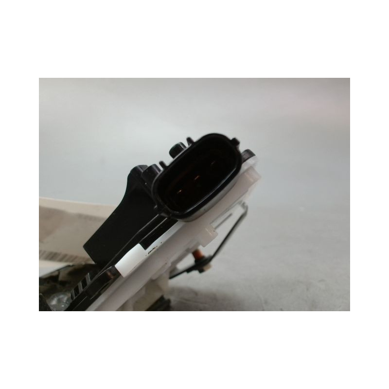 SERRURE HAYON  TOYOTA PRIUS 2004-