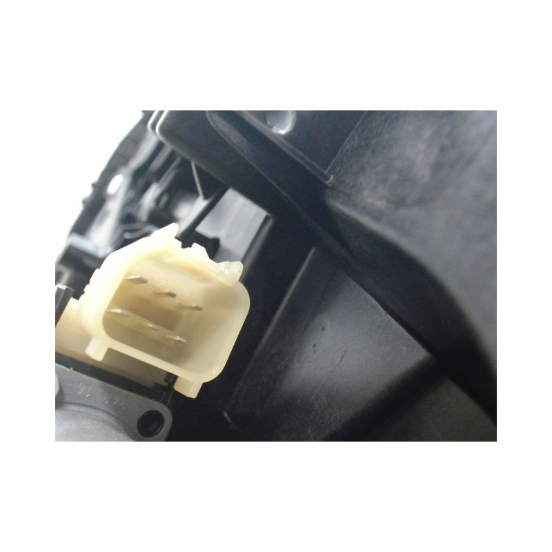 MECANISME+MOTEUR LEVE-GLACE AVANT GAUCHE FORD FIESTA 2005-