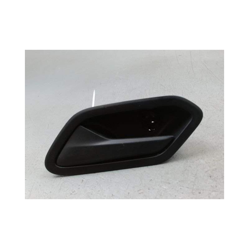 POIGNEE INTERIEURE PORTE AVANT GAUCHE DACIA DUSTER 2010-