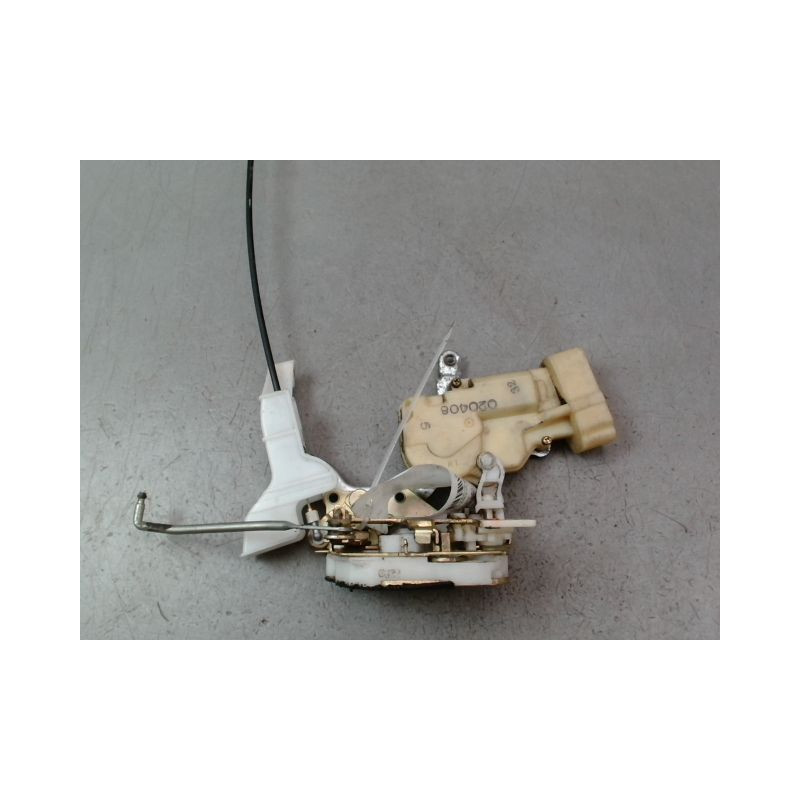 SYSTEME CONDAMNATION AVANT DROIT TOYOTA YARIS VERSO Phase 1 1999-2003