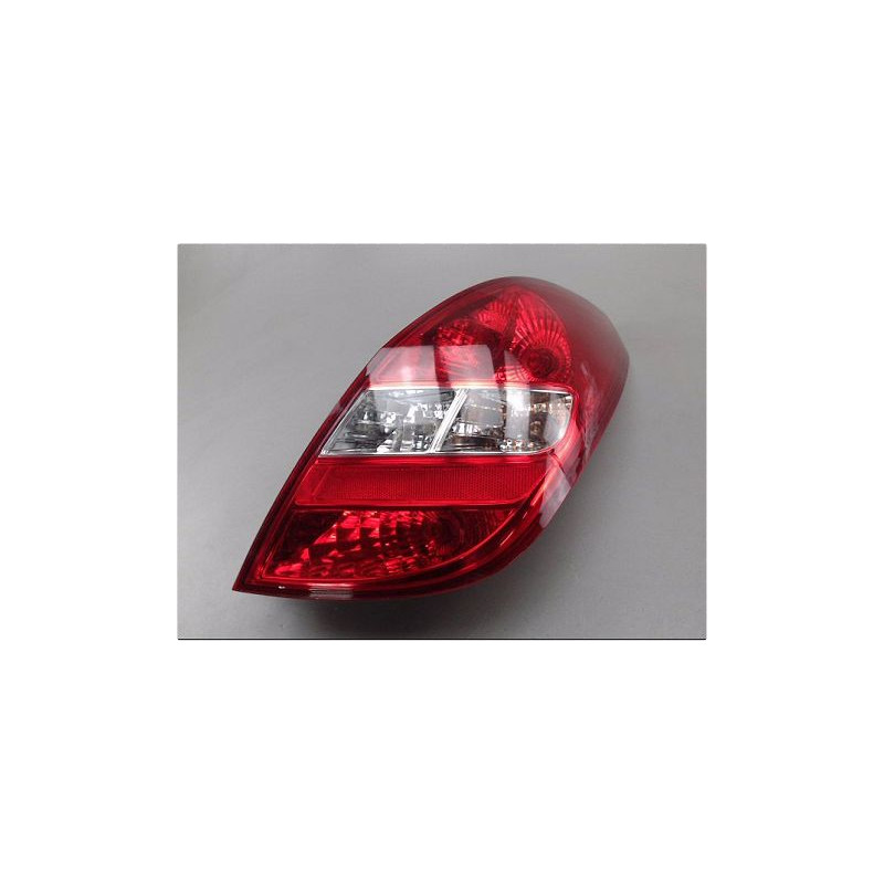 FEU ARRIERE DROIT HYUNDAI I 20 09-12