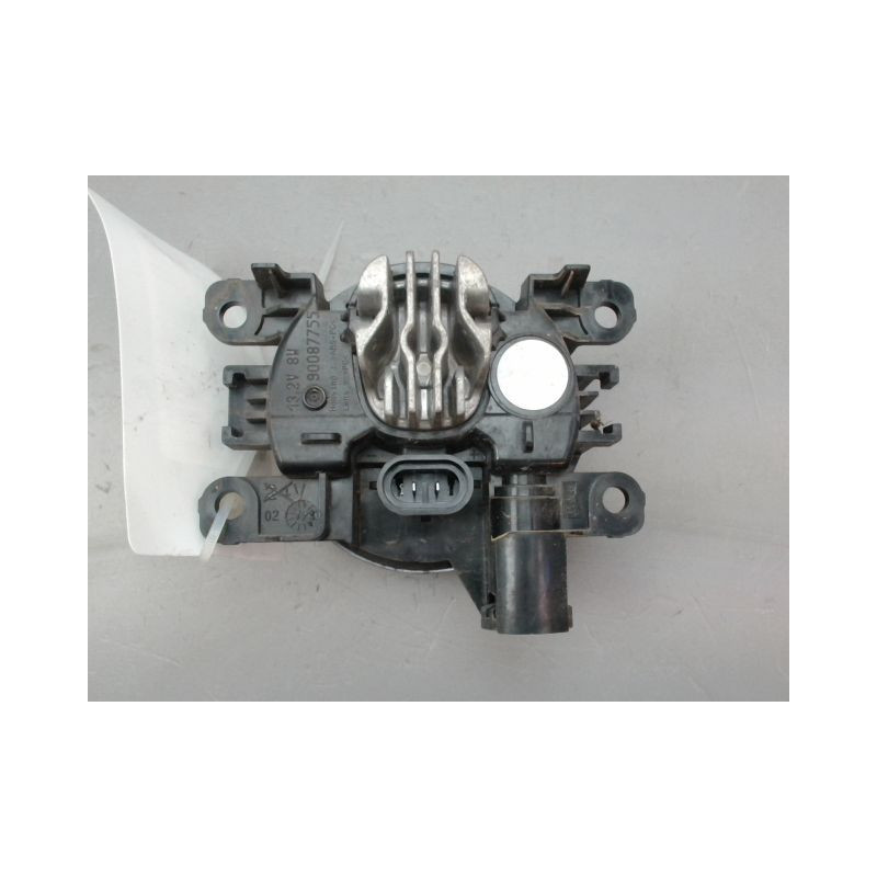 PHARE ANTIBROUILLARD AVANT GAUCHE RENAULT CLIO IV Phase 1 2012-...