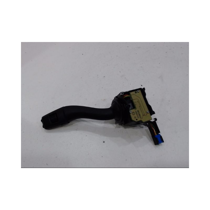 COMMANDE ESSUIE GLACE AUDI A3 2003-