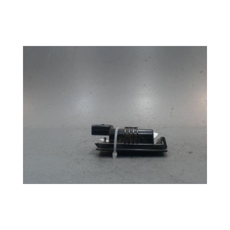 ECLAIREUR PLAQUE DE POLICE GAUCHE SEAT LEON