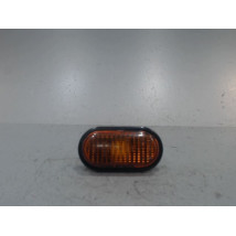 REPETITEUR AILE DROIT RENAULT MEGANE