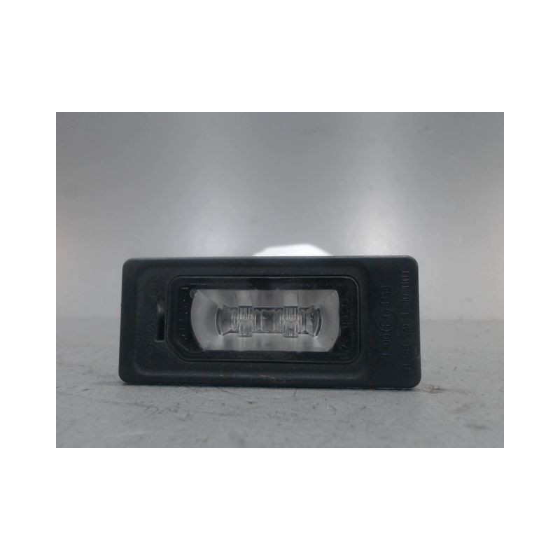 ECLAIREUR PLAQUE DE POLICE GAUCHE AUDI A1