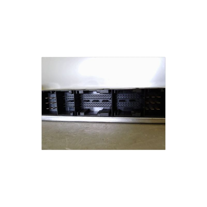 CALCULATEUR MOTEUR MERCEDES CLASSE A