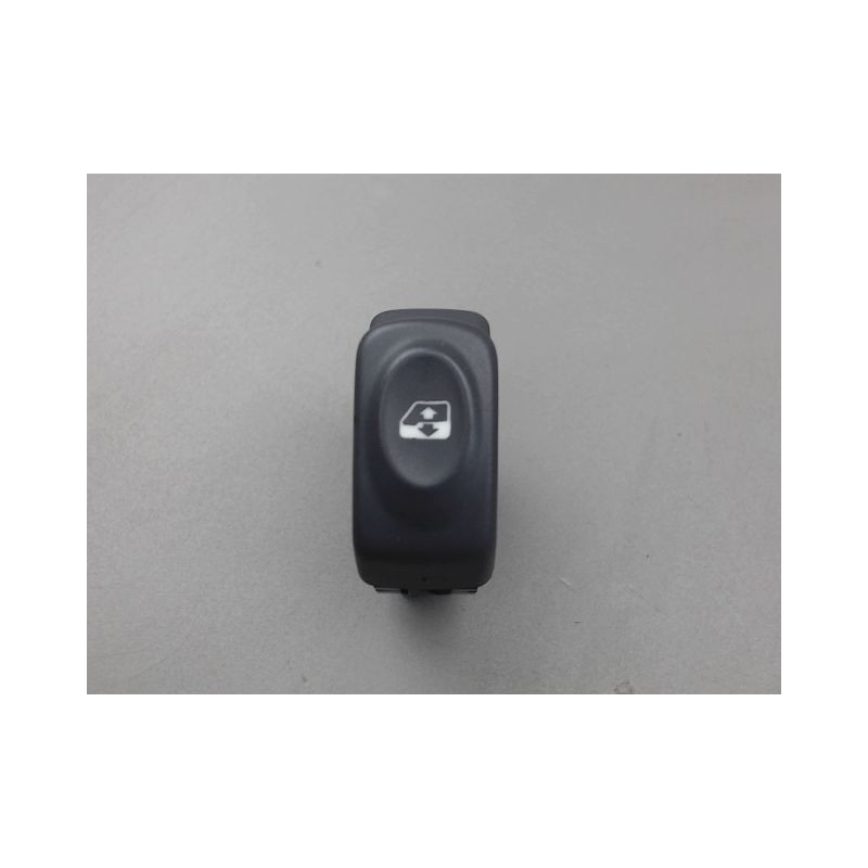 COMMANDE LEVE-GLACE PORTE AVD RENAULT CLIO