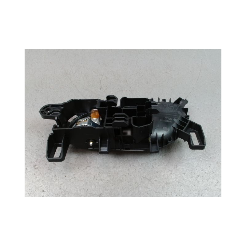 POIGNEE INTERIEURE PORTE ARRIERE DROIT NISSAN QASHQAI BREAK II Phase 1 2014-...