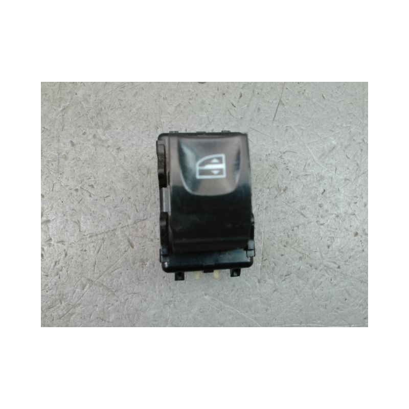 COMMANDE LEVE-GLACE PORTE AVD RENAULT CLIO IV Phase 1 2012-...