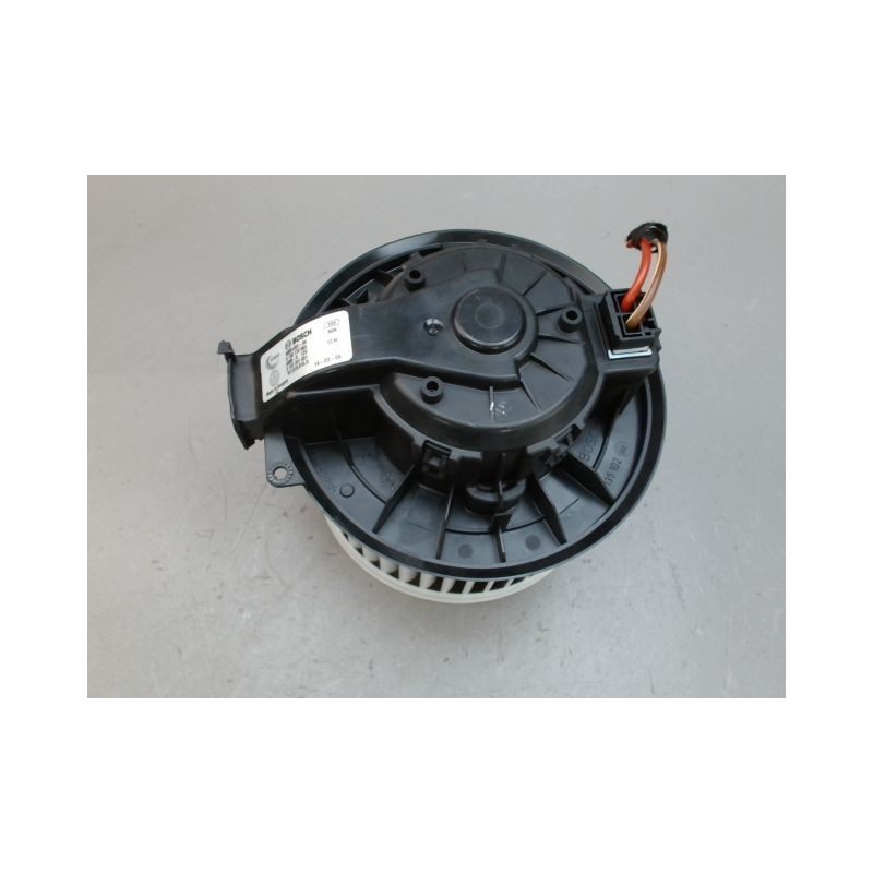 MOTEUR VENTILATEUR CHAUFFAGE VOLKSWAGEN UP
