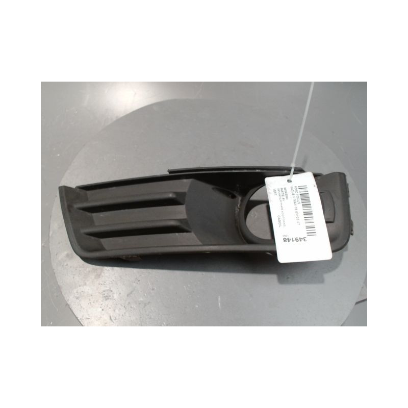 OBTURATEUR PHARE ADDITIONNEL PARE-CHOC AVG FORD FOCUS C-MAX 03-07