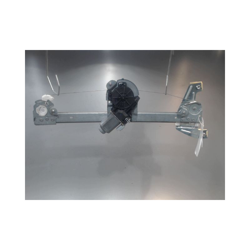 MECANISME+MOTEUR LEVE-GLACE AVANT DROIT TOYOTA AYGO