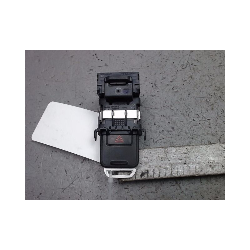 LECTEUR DE CARTE VOLVO V40 2000-