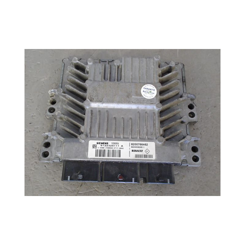 CALCULATEUR MOTEUR RENAULT MEGANE