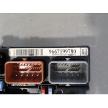 BOITE A FUSIBLES CITROEN C3