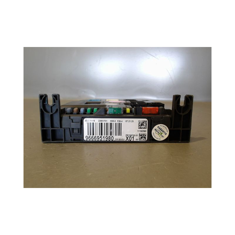 BOITIER GESTION HABITACLE PEUGEOT 207
