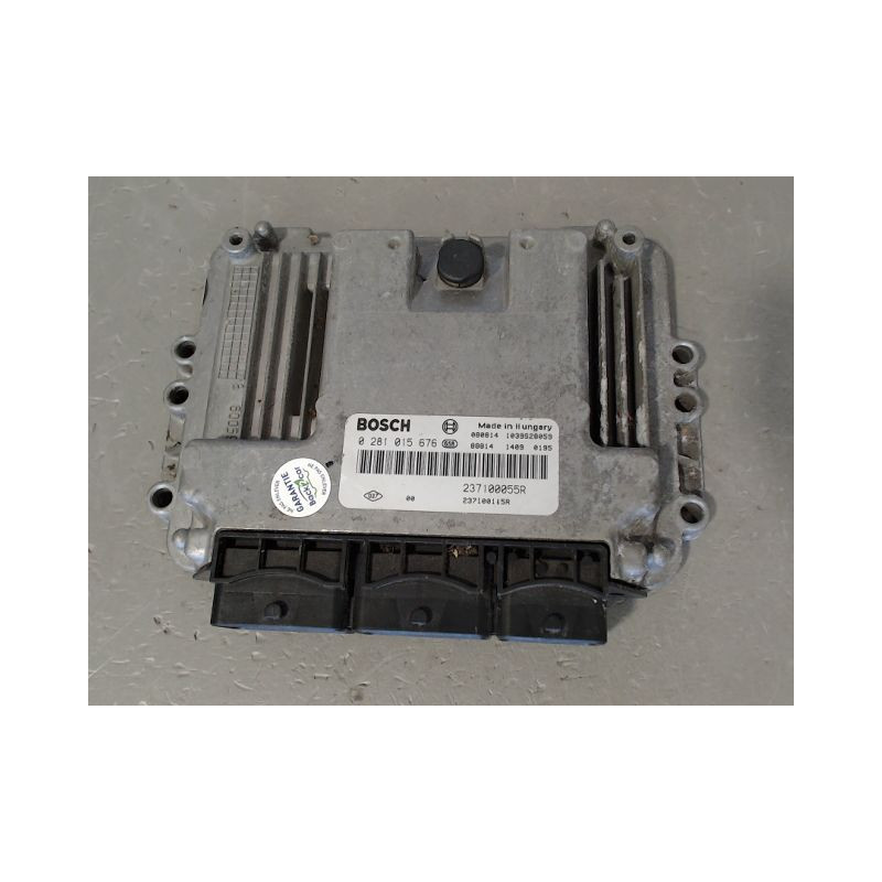 CALCULATEUR MOTEUR RENAULT MEGANE