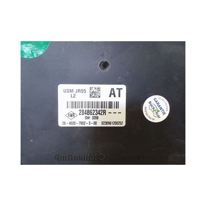 BOITE A FUSIBLES RENAULT MEGANE