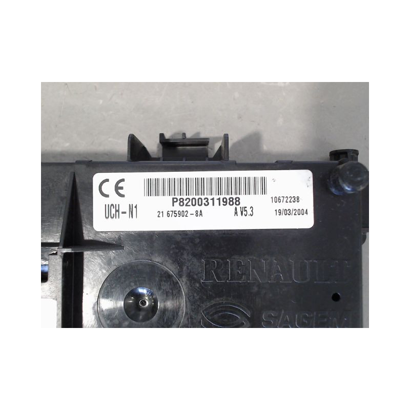 BOITIER GESTION HABITACLE RENAULT CLIO