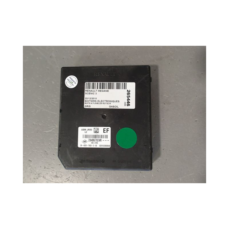 BOITE A FUSIBLES RENAULT MEGANE