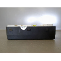 BOITE A FUSIBLES RENAULT MEGANE