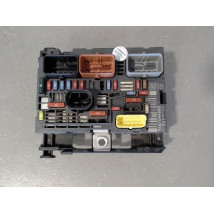 BOITE A FUSIBLES CITROEN C4