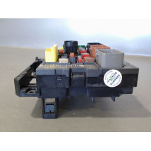 BOITE A FUSIBLES CITROEN C4