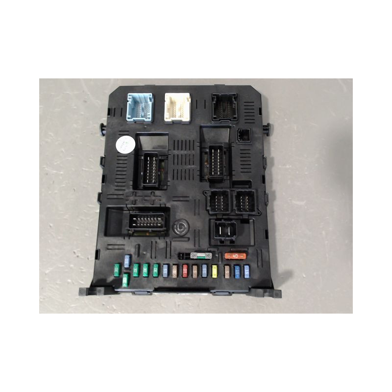 BOITIER GESTION HABITACLE PEUGEOT 307