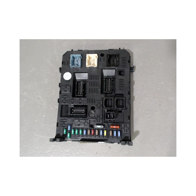 BOITIER GESTION HABITACLE PEUGEOT 308