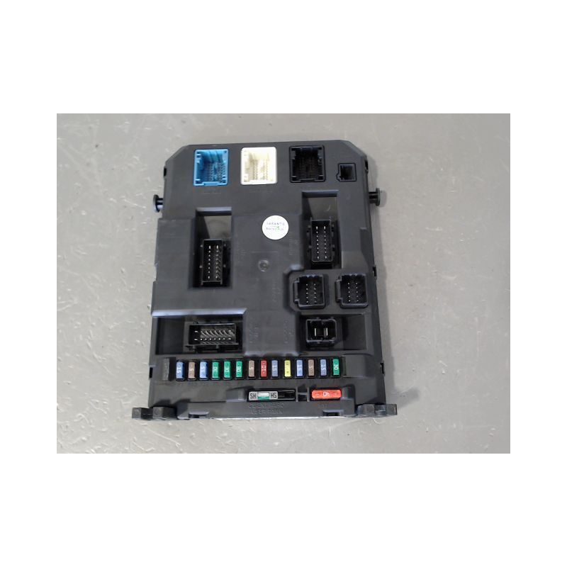 BOITIER GESTION HABITACLE PEUGEOT 207