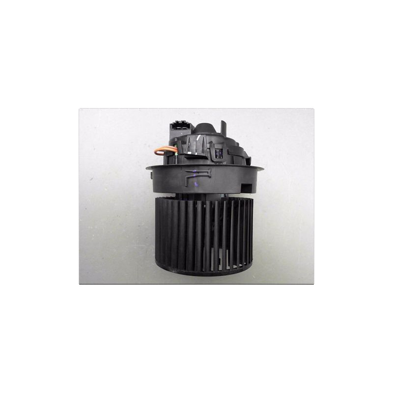 MOTEUR VENTILATEUR CHAUFFAGE RENAULT CLIO IV PH2 16-20