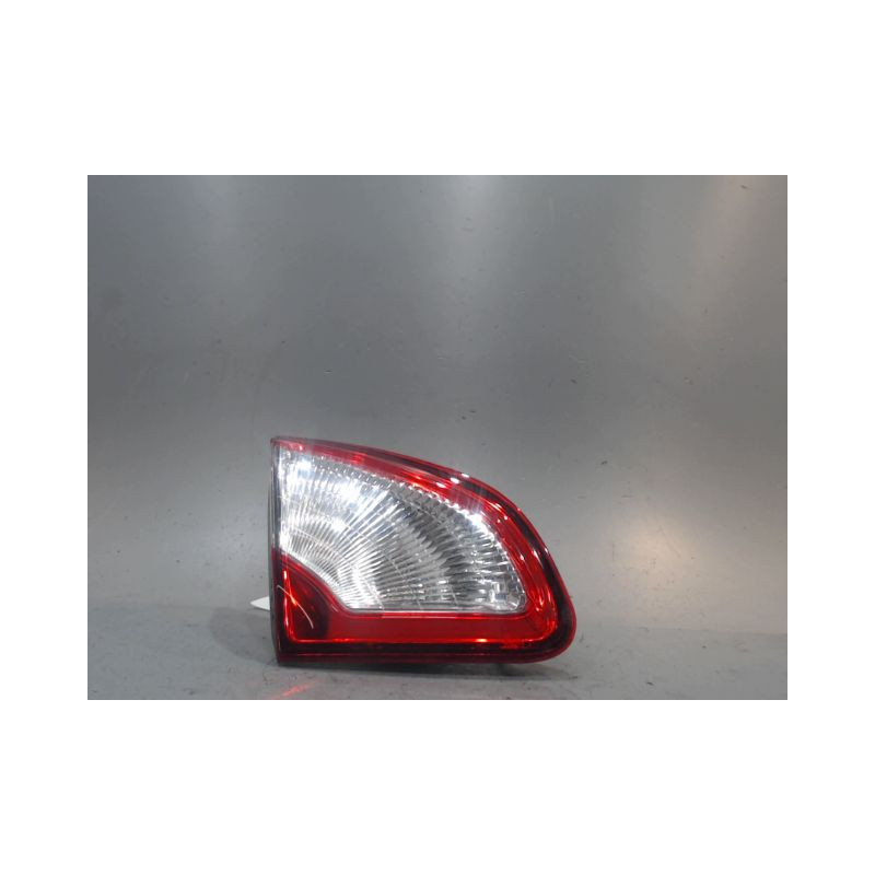FEU ARRIERE INTERIEUR GAUCHE NISSAN QASHQAI