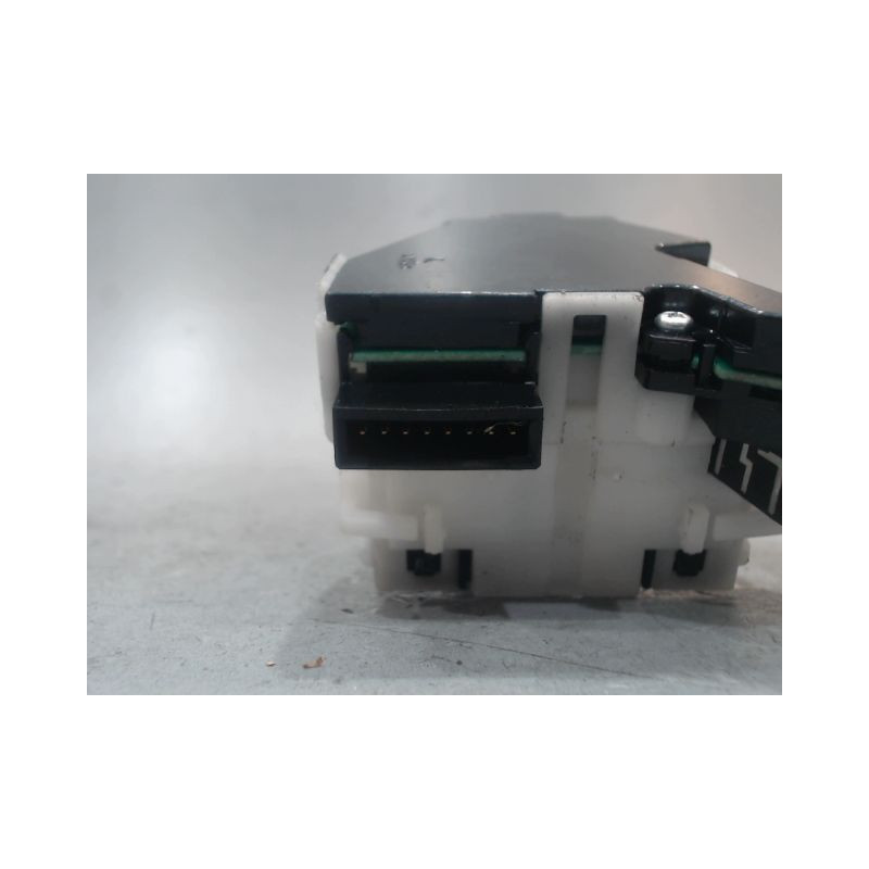 COMMANDE ESSUIE GLACE NISSAN QASHQAI