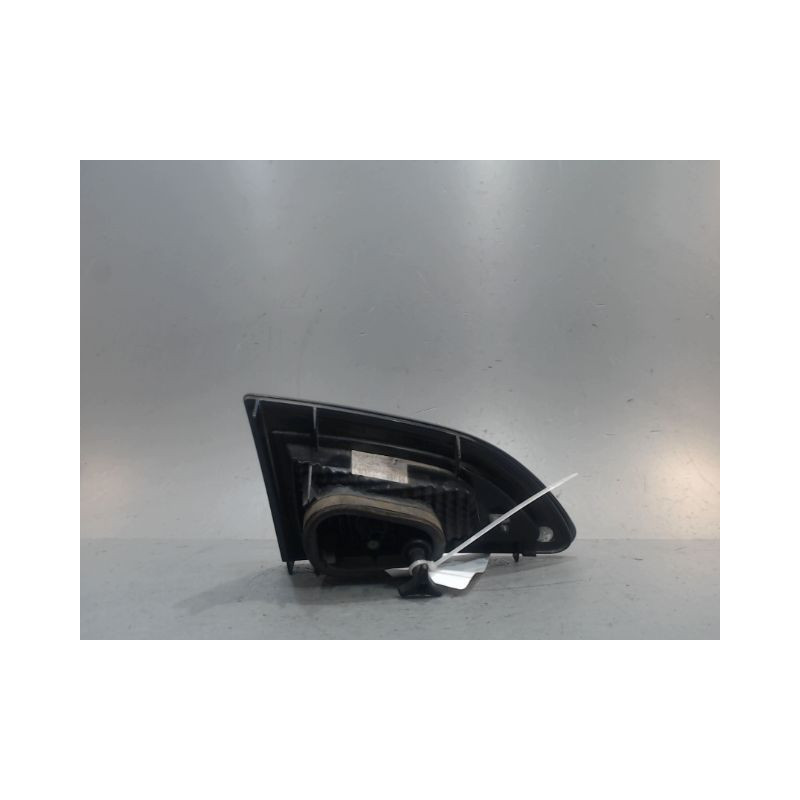 FEU ARRIERE INTERIEUR DROIT RENAULT MEGANE