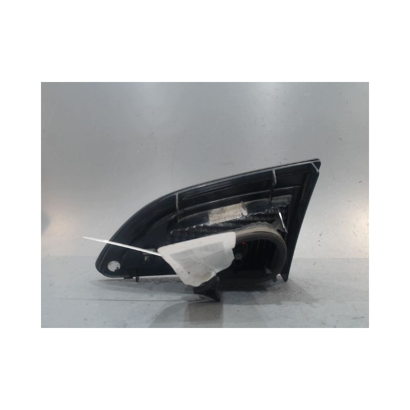 FEU ARRIERE INTERIEUR GAUCHE RENAULT MEGANE