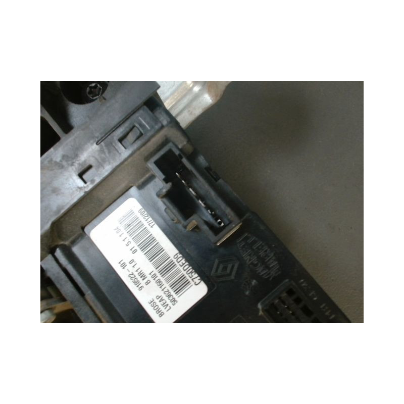 MECANISME+MOTEUR LEVE-GLACE AVANT GAUCHE RENAULT FLUENCE