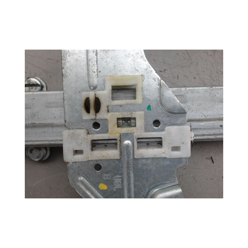 MECANISME LEVE-GLACE ARRIERE GAUCHE KIA RIO