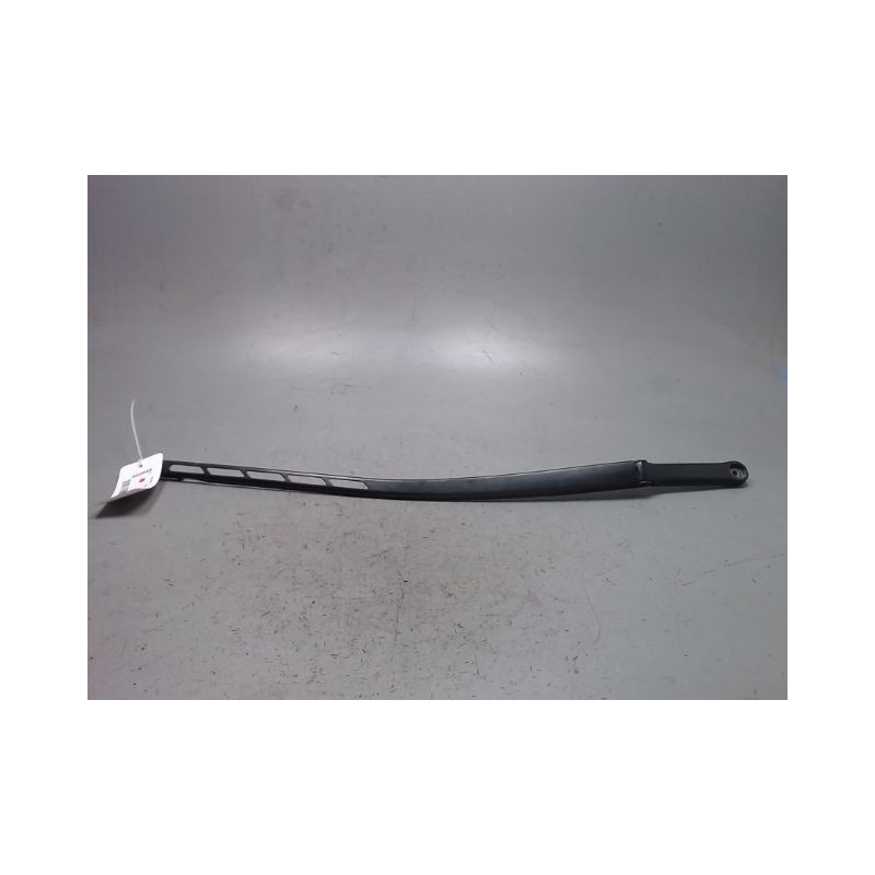 BRAS ESSUIE-GLACE AVANT DROIT AUDI A3 2003-