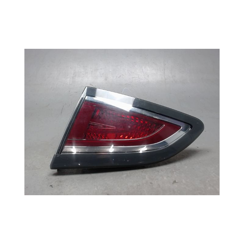 FEU ARRIERE INTERIEUR DROIT RENAULT MEGANE