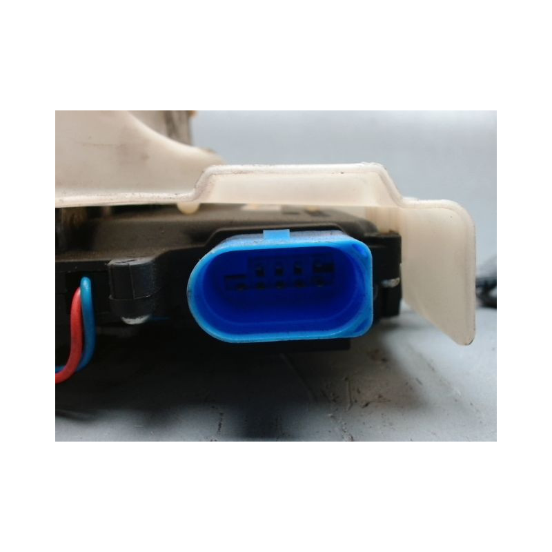 SYSTEME CONDAMNATION AVANT DROIT VOLKSWAGEN GOLF V 2003-2009