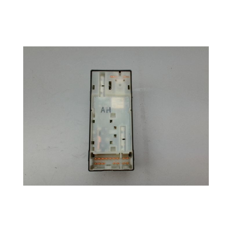 COMMANDE LEVE-GLACE PORTE AVG NISSAN MICRA 2009-