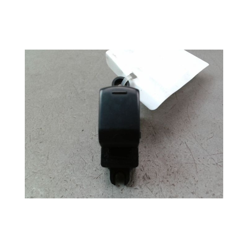 COMMANDE LEVE-GLACE PORTE AVD NISSAN MICRA 2009-