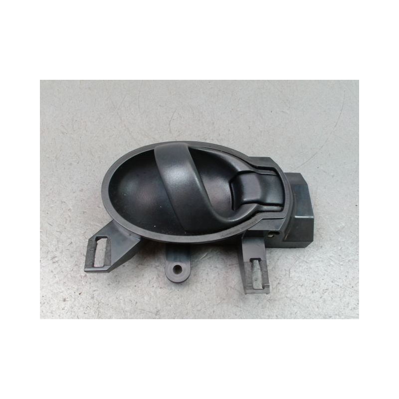 POIGNEE INTERIEURE PORTE AVANT DROIT NISSAN MICRA 2009-