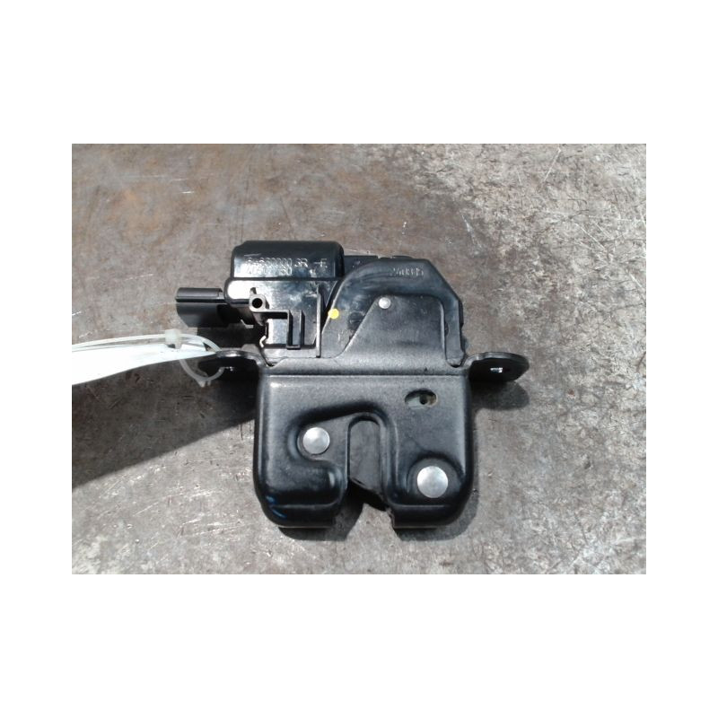 SERRURE HAYON  RENAULT SCENIC III 2009-