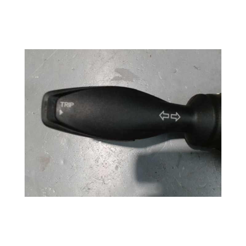 COMMANDE CLIGNOTANT FORD FIESTA 2005-