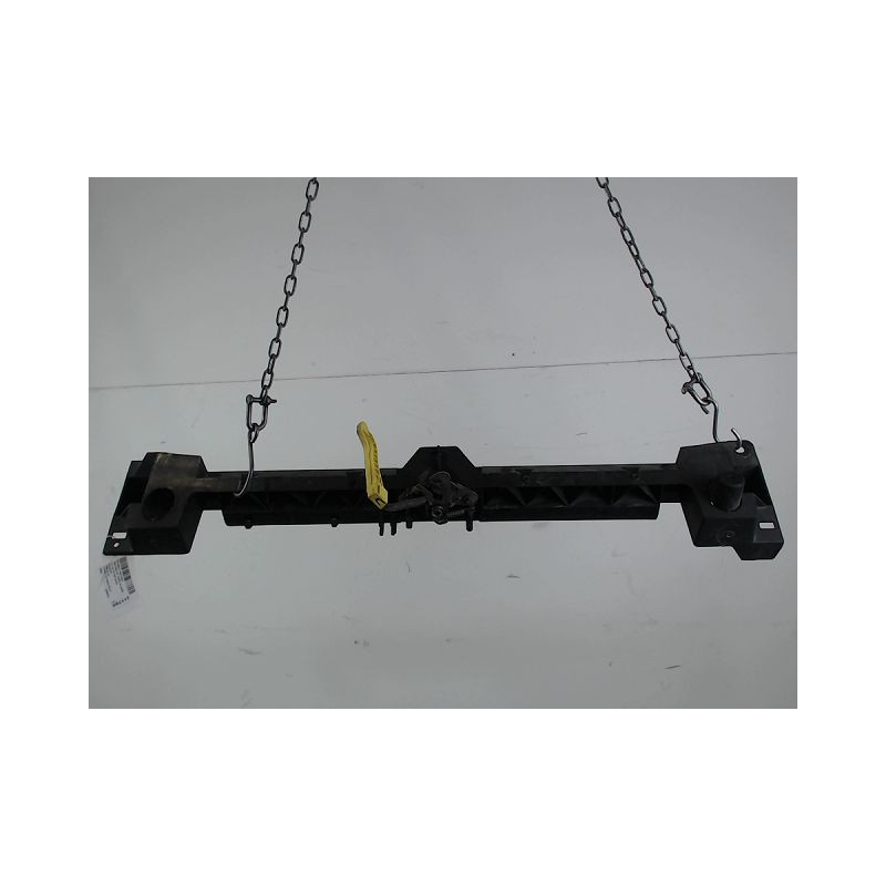 TRAVERSE SUPERIEURE ARMATURE AVANT PEUGEOT PARTNER TEPEE 2008-