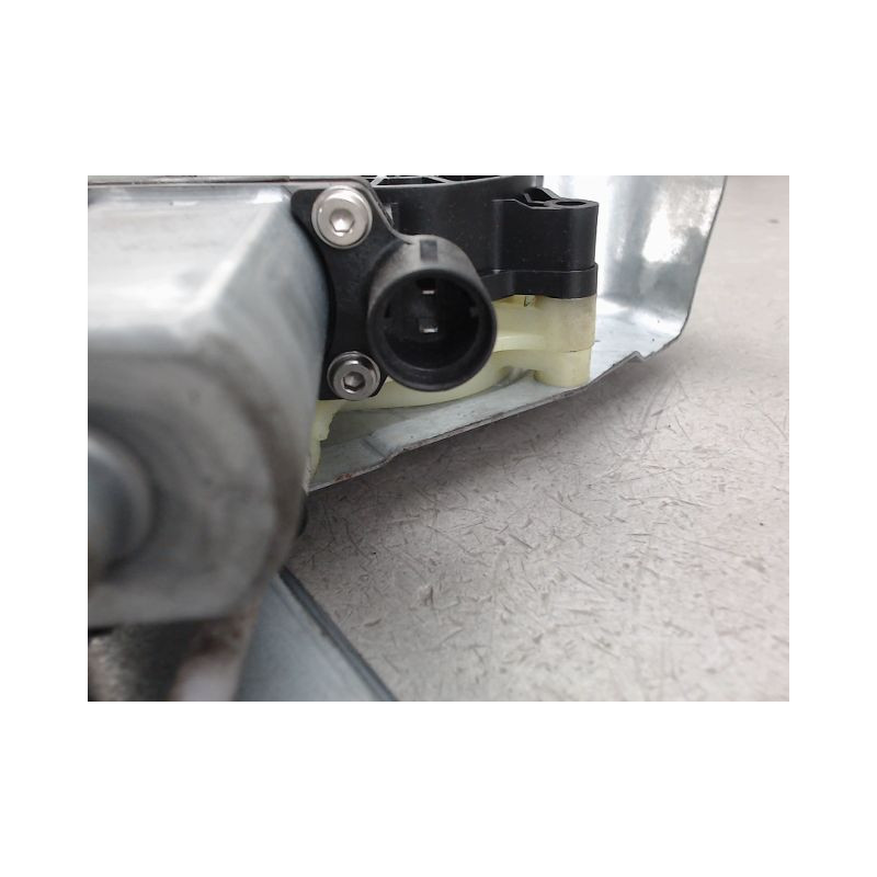 MECANISME LEVE-GLACE AVANT DROIT RENAULT KANGOO