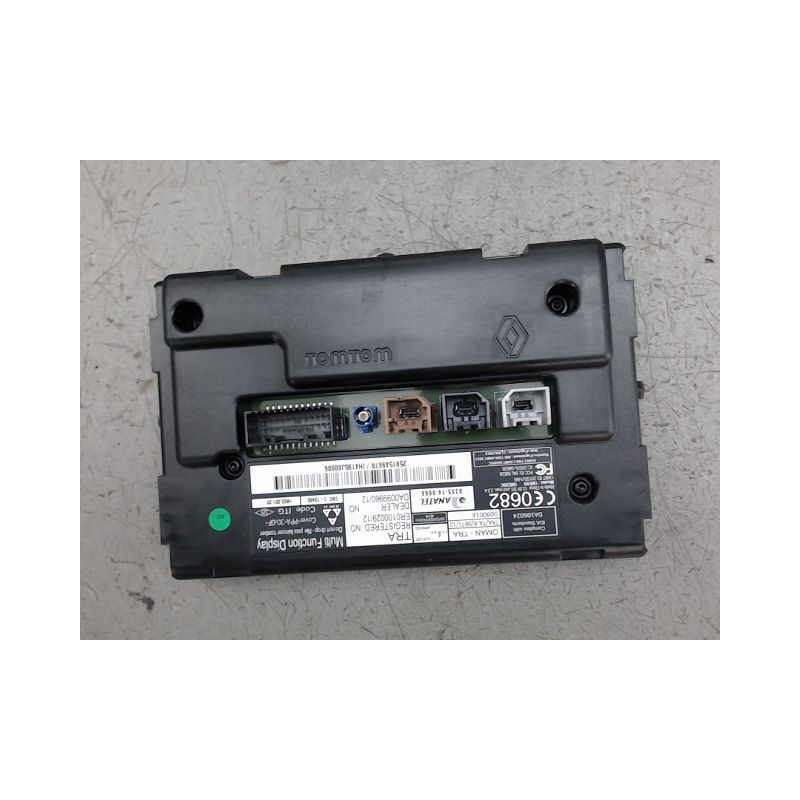 ECRAN GPS RENAULT MEGANE